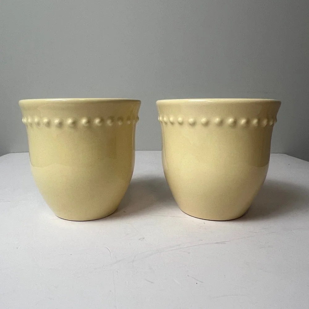 Pottery Barn Emma Coffee Mug Set of 2 Yellow Beaded Stoneware Portugal Farmhouse